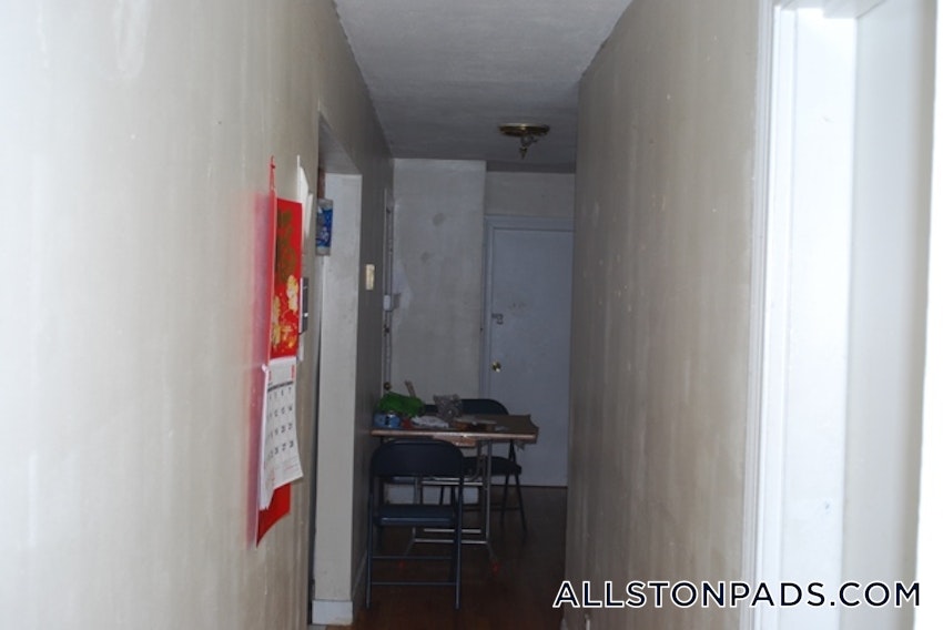 BOSTON - ALLSTON - 3 Beds, 1 Bath - Image 36