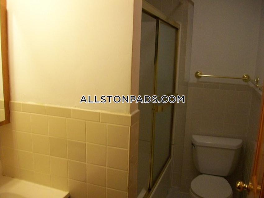 BOSTON - ALLSTON - 3 Beds, 1 Bath - Image 27