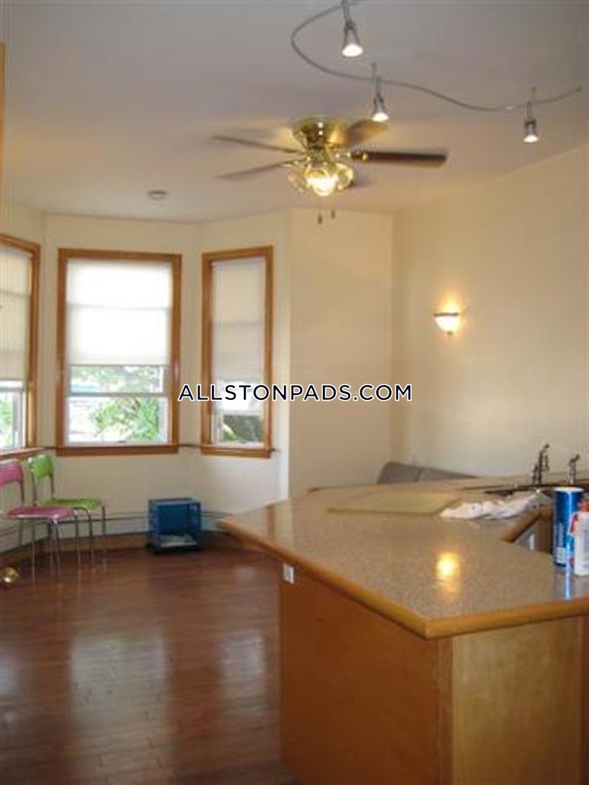 BOSTON - ALLSTON - 3 Beds, 1 Bath - Image 46