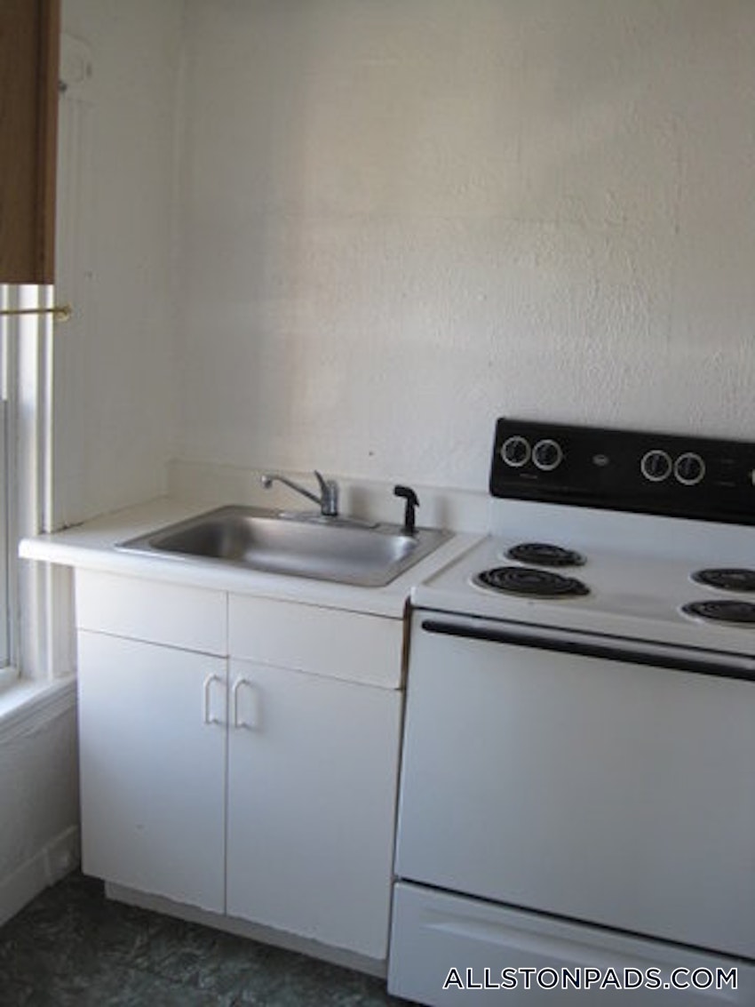 BOSTON - ALLSTON - 1 Bed, 1 Bath - Image 23