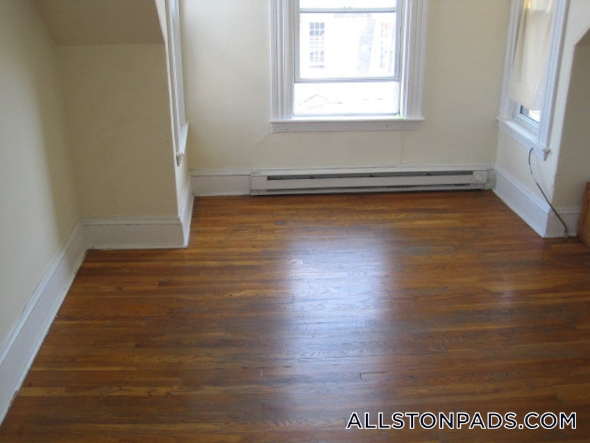 BOSTON - ALLSTON - 1 Bed, 1 Bath - Image 11