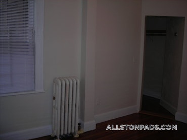 Boston - 2 Beds, 1 Baths