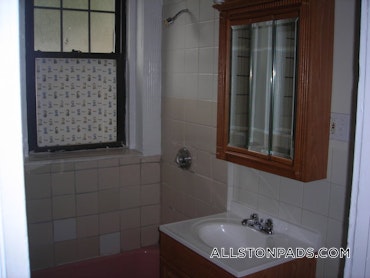 Boston - 2 Beds, 1 Baths