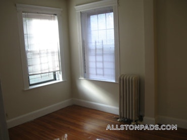 Boston - 2 Beds, 1 Baths