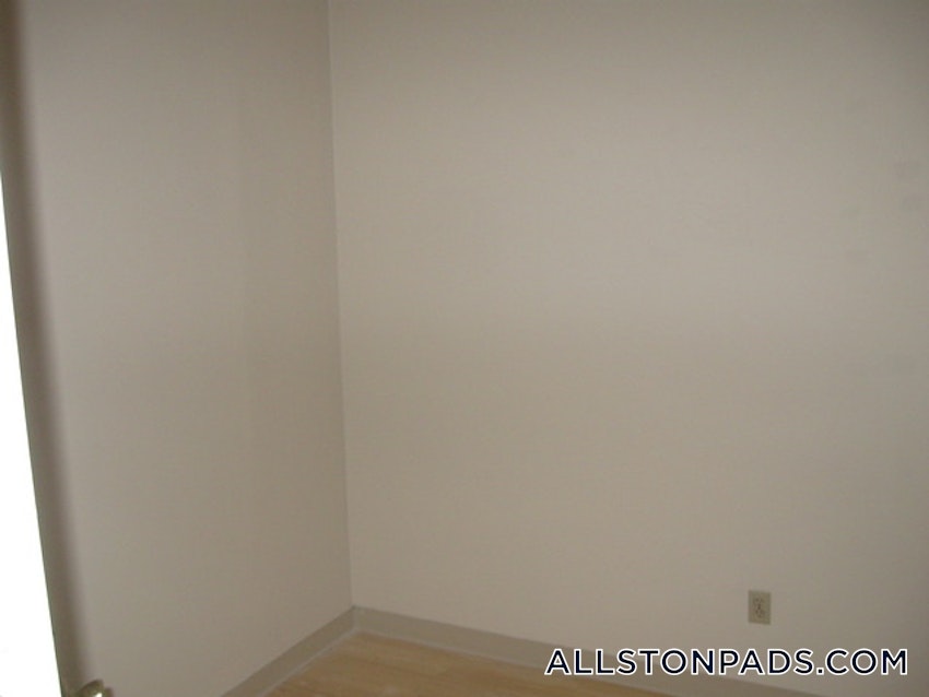 BOSTON - ALLSTON - 2 Beds, 1 Bath - Image 35