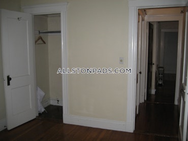 Boston - 1 Beds, 1 Baths