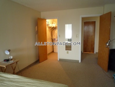 Boston - 1 Beds, 1 Baths