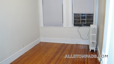 Boston - 2 Beds, 1 Baths