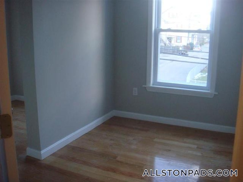 BOSTON - ALLSTON - 5 Beds, 2 Baths - Image 45