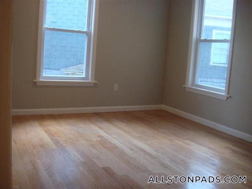 BOSTON - ALLSTON - 5 Beds, 2 Baths - Image 44