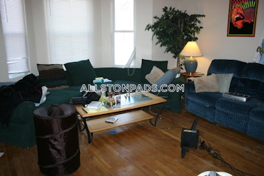 Allston, Boston, MA - 4 Beds, 2 Baths - $5,100 - ID#8034466