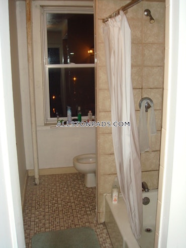 Boston - 2 Beds, 1 Baths