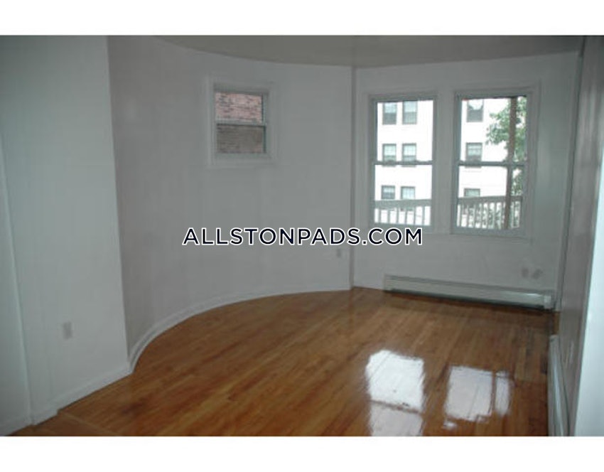 BOSTON - ALLSTON - 4 Beds, 2 Baths - Image 10