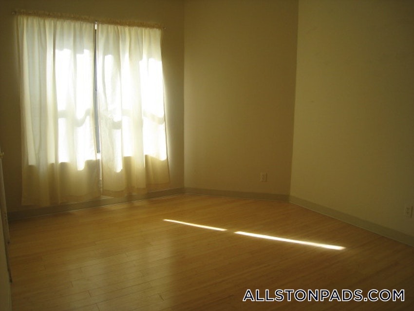 BOSTON - ALLSTON - 2 Beds, 1 Bath - Image 28