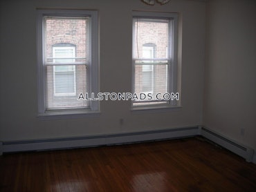 Boston - 3 Beds, 2 Baths