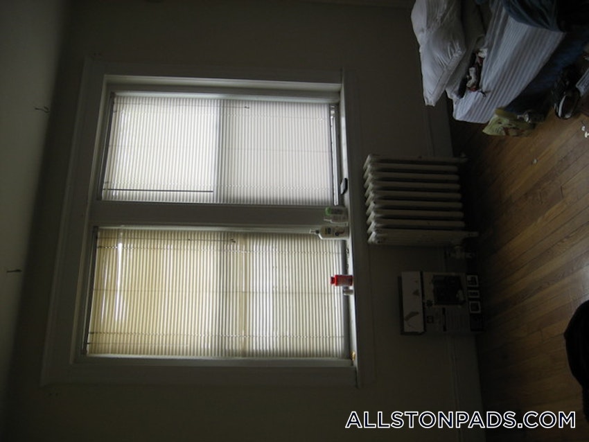 BOSTON - ALLSTON - 2 Beds, 1 Bath - Image 3