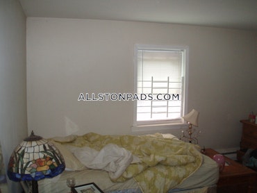 Boston - 1 Beds, 1 Baths