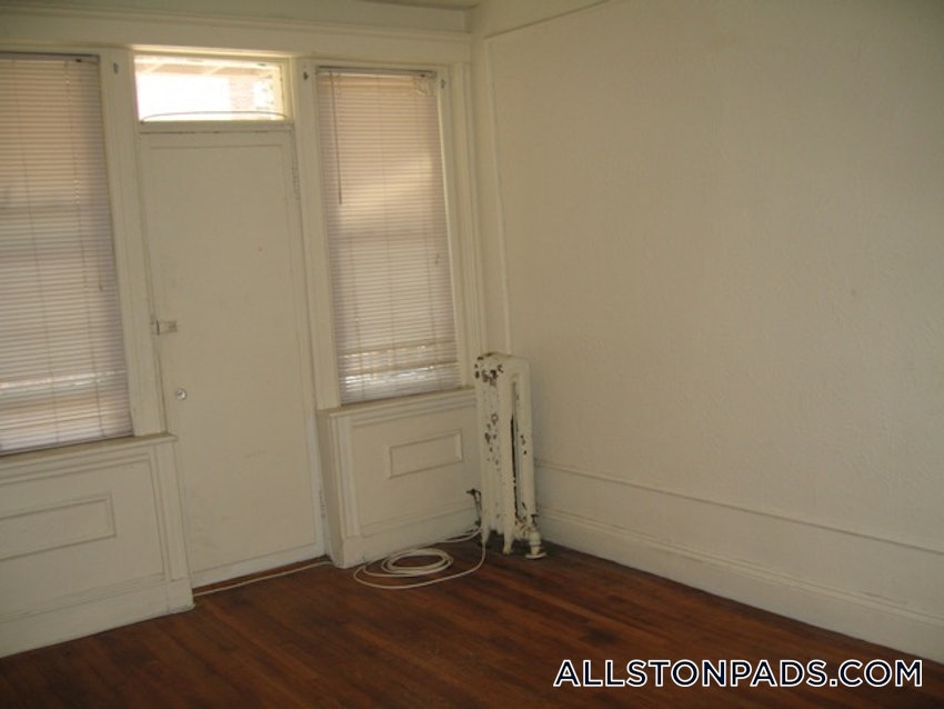 BOSTON - ALLSTON - 1 Bed, 1 Bath - Image 13