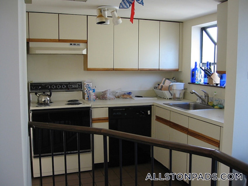 BOSTON - ALLSTON - 2 Beds, 1 Bath - Image 1