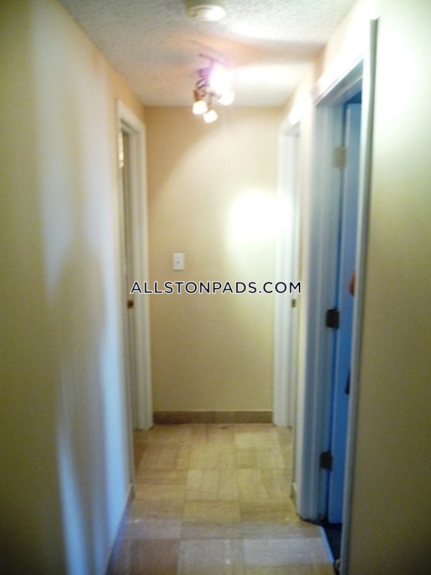 BOSTON - ALLSTON - 2 Beds, 1.5 Baths - Image 5