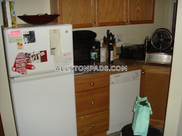 Boston - 1 Beds, 1 Baths