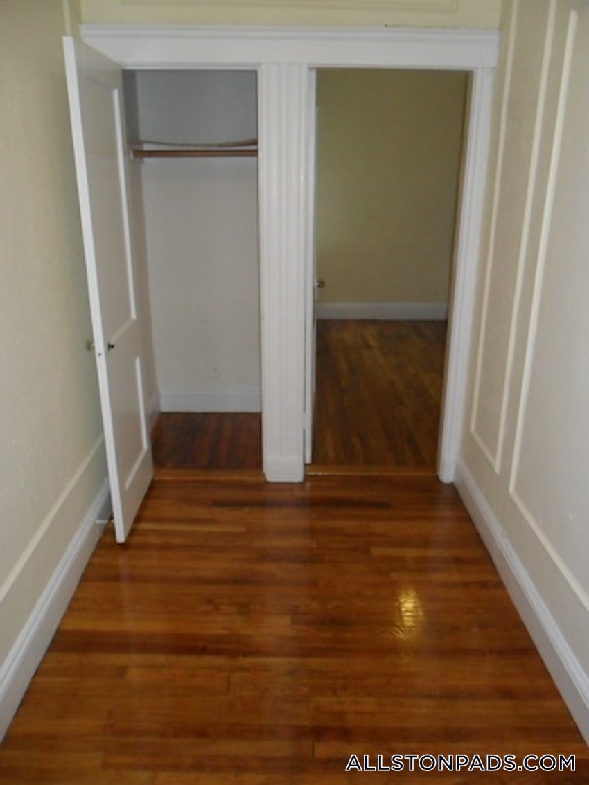 BOSTON - ALLSTON - 1 Bed, 1 Bath - Image 15