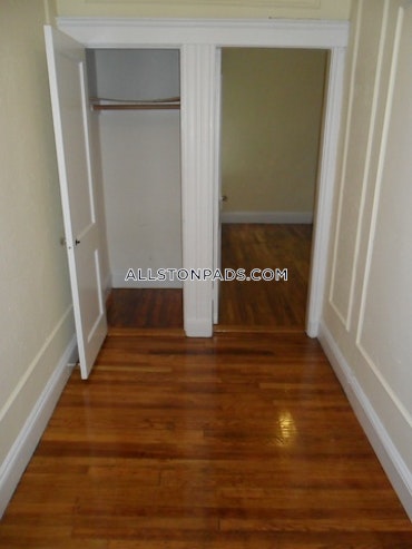 Boston - 1 Beds, 1 Baths