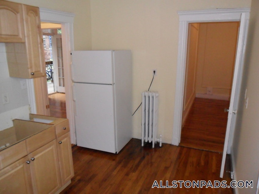 BOSTON - ALLSTON - 1 Bed, 1 Bath - Image 12