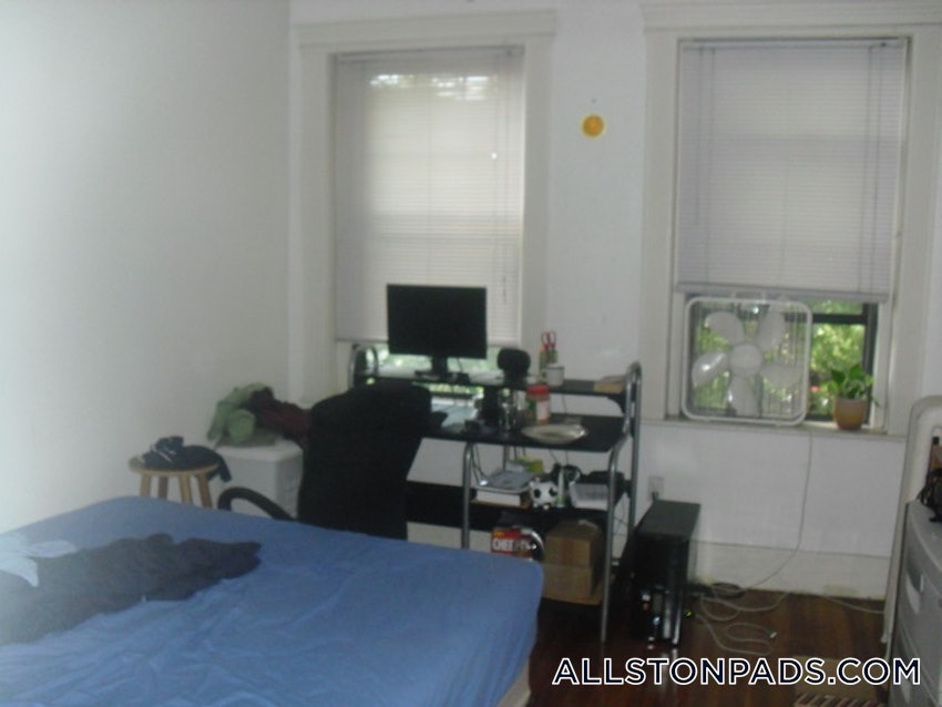 BOSTON - ALLSTON - 3 Beds, 1 Bath - Image 46