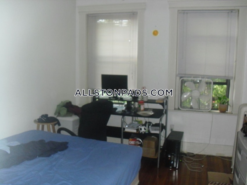 BOSTON - ALLSTON - 3 Beds, 1 Bath - Image 46