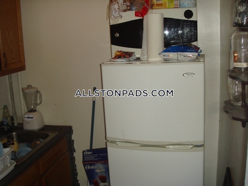 Boston - Allston - Studio , 1 Bath - Image 2