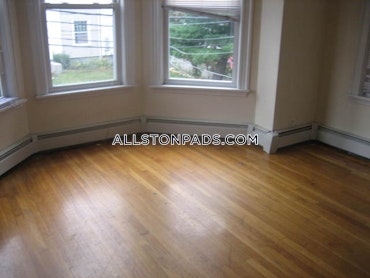 Boston - 3 Beds, 2 Baths