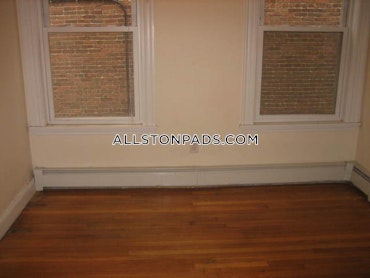 Boston - 3 Beds, 2 Baths