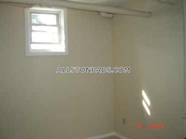 Boston - 3 Beds, 1 Baths