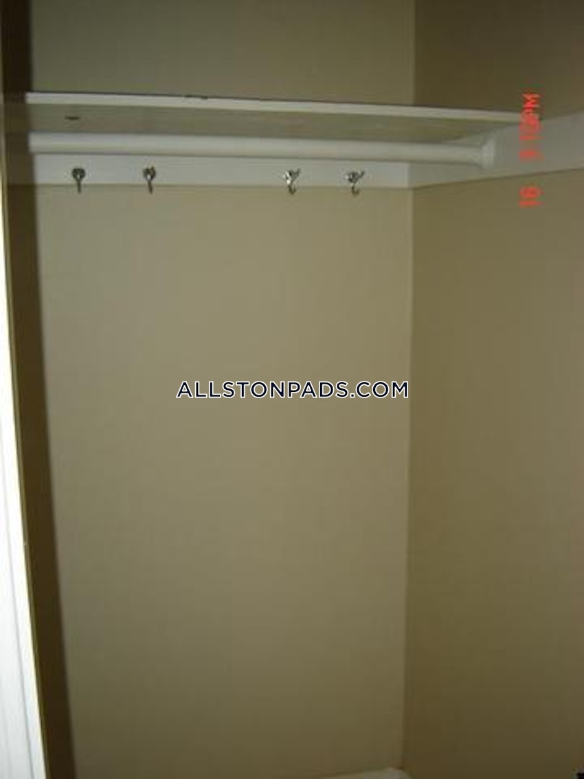 Boston - Allston - 3 Beds, 1 Bath - Image 35