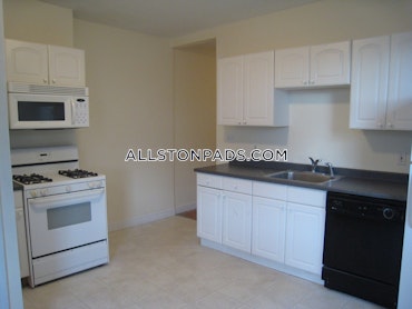 Boston - 3 Beds, 2 Baths