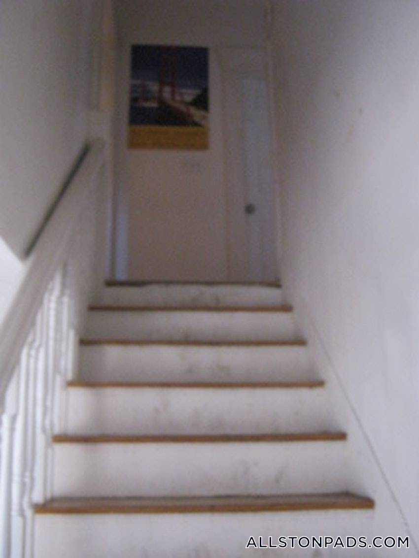 BOSTON - ALLSTON - 5 Beds, 2 Baths - Image 30