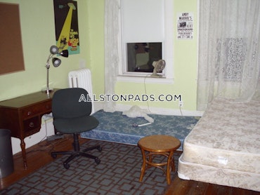 Boston - 3 Beds, 1 Baths