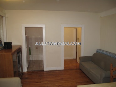 Boston - 3 Beds, 1 Baths