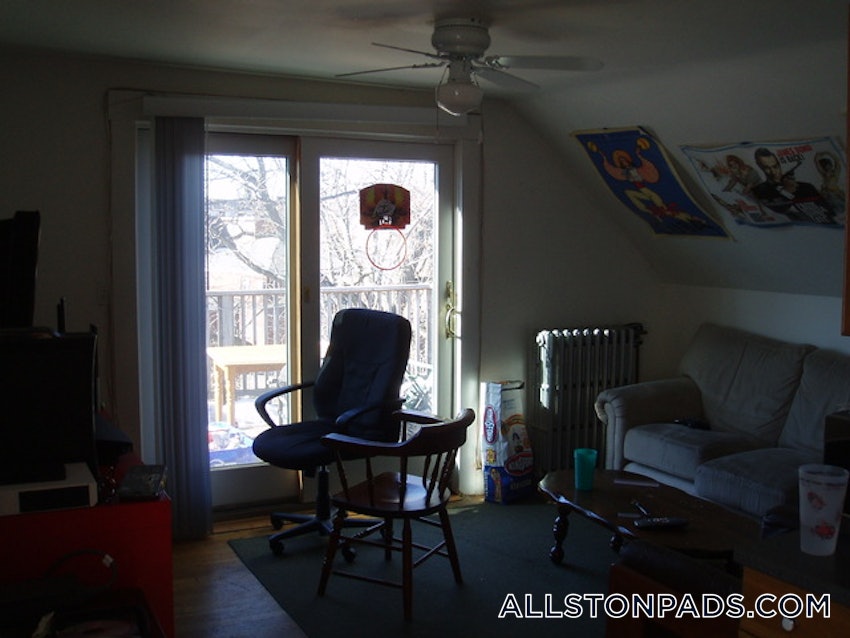 BOSTON - ALLSTON - 3 Beds, 1 Bath - Image 31