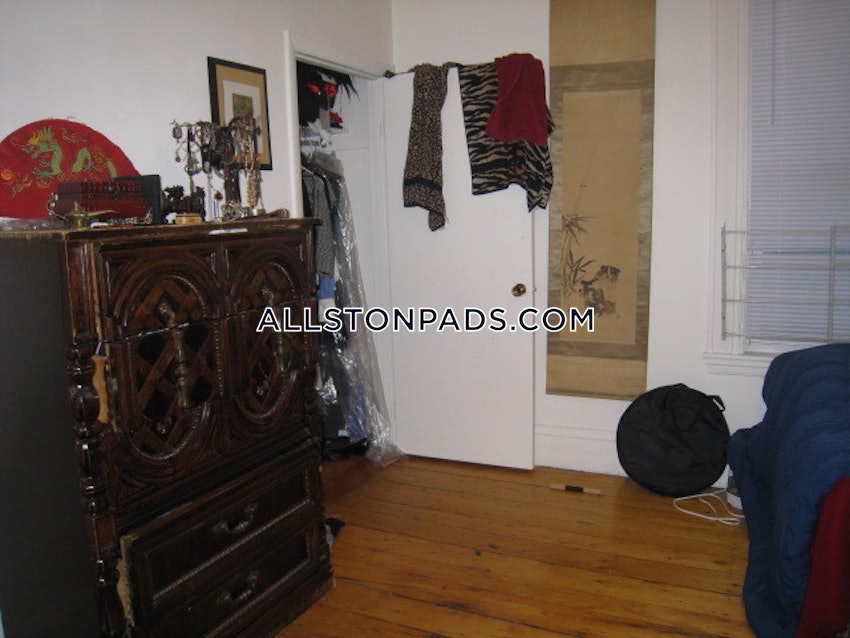 BOSTON - ALLSTON - 1 Bed, 1 Bath - Image 1