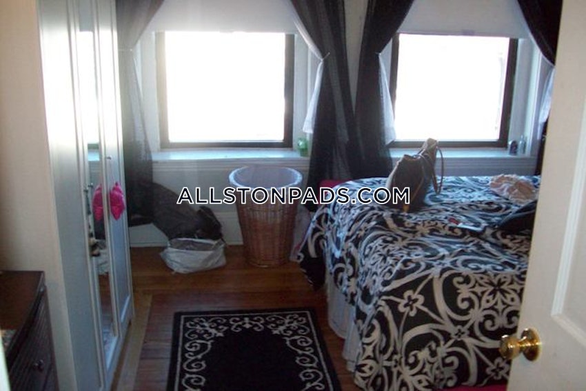 BOSTON - ALLSTON - 4 Beds, 2 Baths - Image 30