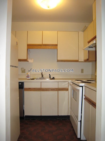 Boston - 2 Beds, 1.5 Baths