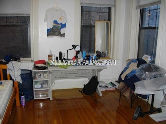 Commonwealth Ave. Boston