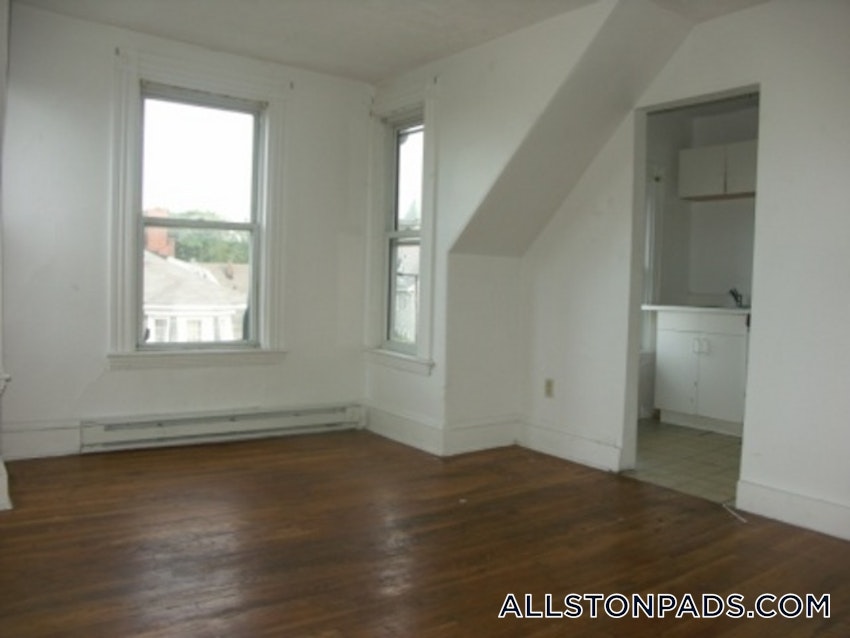 BOSTON - ALLSTON - 1 Bed, 1 Bath - Image 21