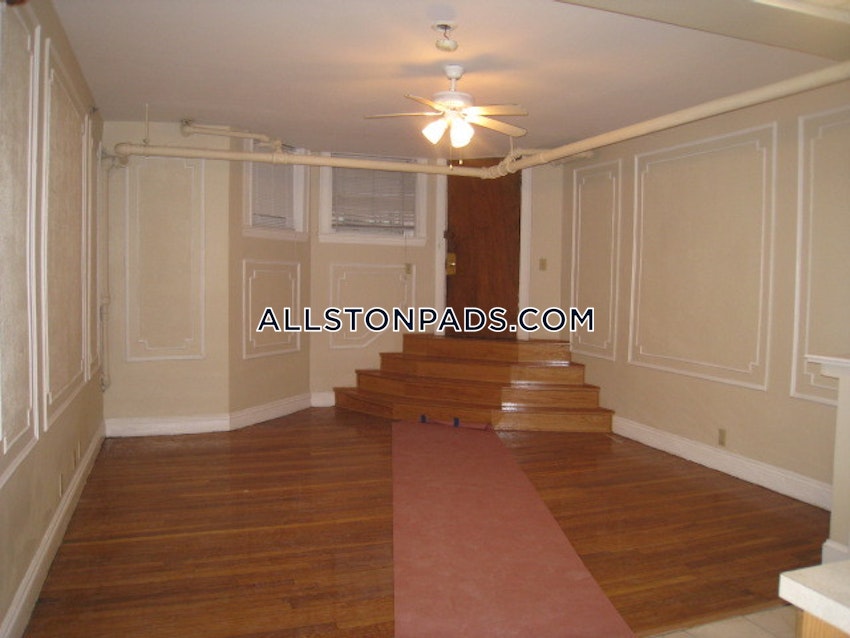 Boston - Allston - 3 Beds, 1 Bath - Image 11