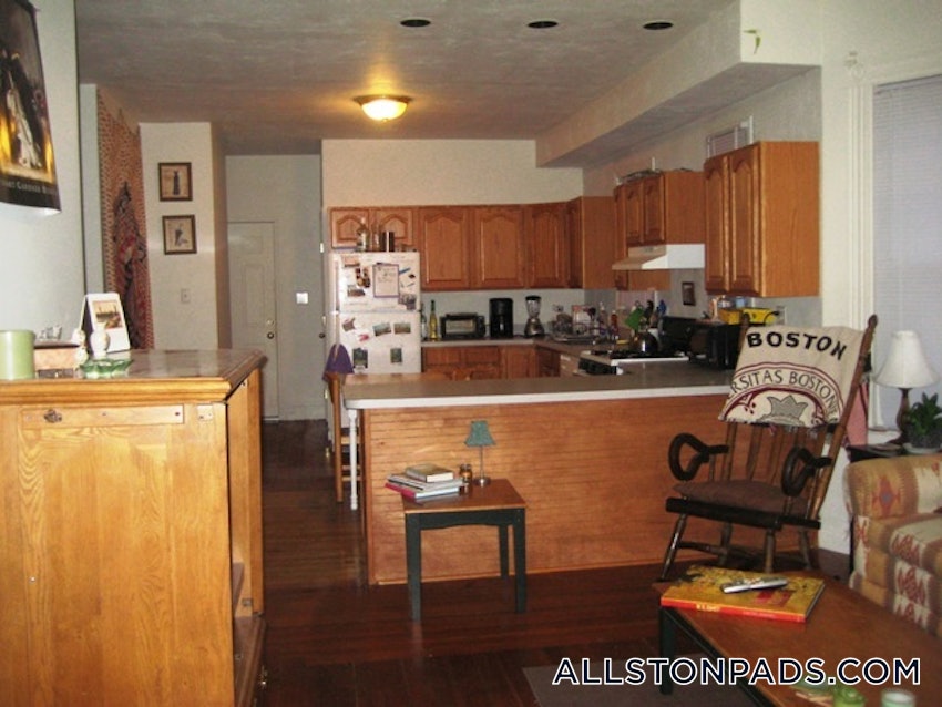 BOSTON - ALLSTON - 3 Beds, 2 Baths - Image 1