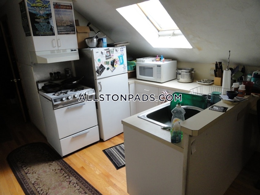 BOSTON - ALLSTON - 1 Bed, 1 Bath - Image 1