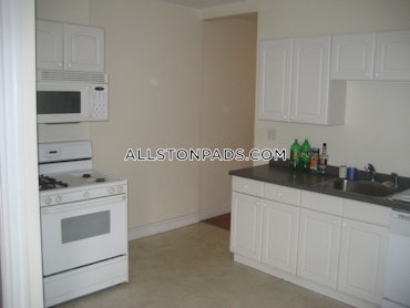 Boston - 3 Beds, 2 Baths