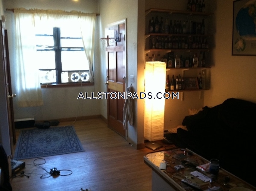 BOSTON - ALLSTON - 3 Beds, 2 Baths - Image 18